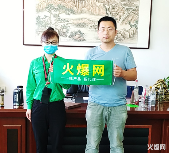 實地拜訪,深度交流!火爆網一行來到北京軍旗百年酒業! 實地拜訪,深度交流!火爆網一行來到北京軍旗百年酒業!