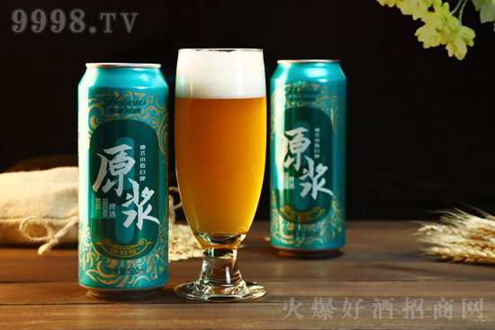 俺加班夜里一杯啤酒,忘記煩惱的時刻 俺加班夜里一杯啤酒,忘記煩惱的時刻