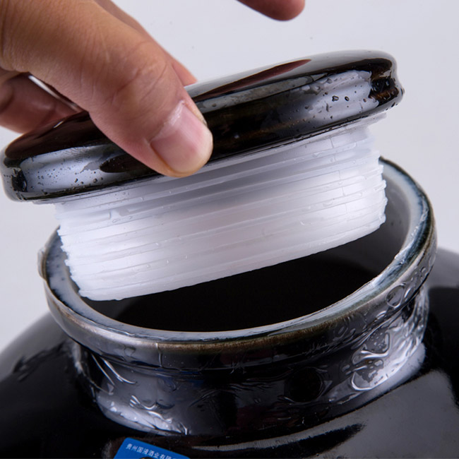 皇漿醬族系列皇漿封壇1915紀念酒十斤裝