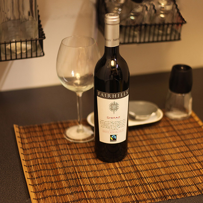 公平山設拉子干紅葡萄酒