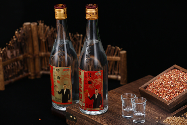 陽禾高粱白特曲酒【42度500ml】