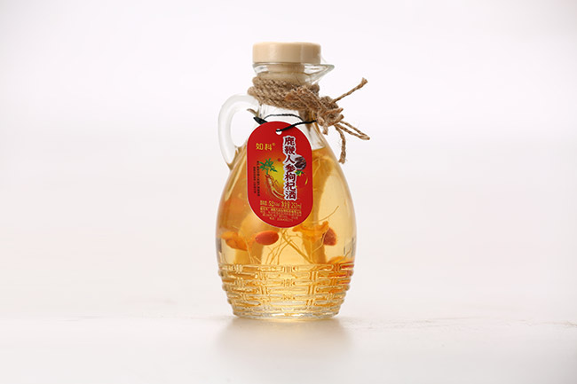 如科鹿鞭人參枸杞酒